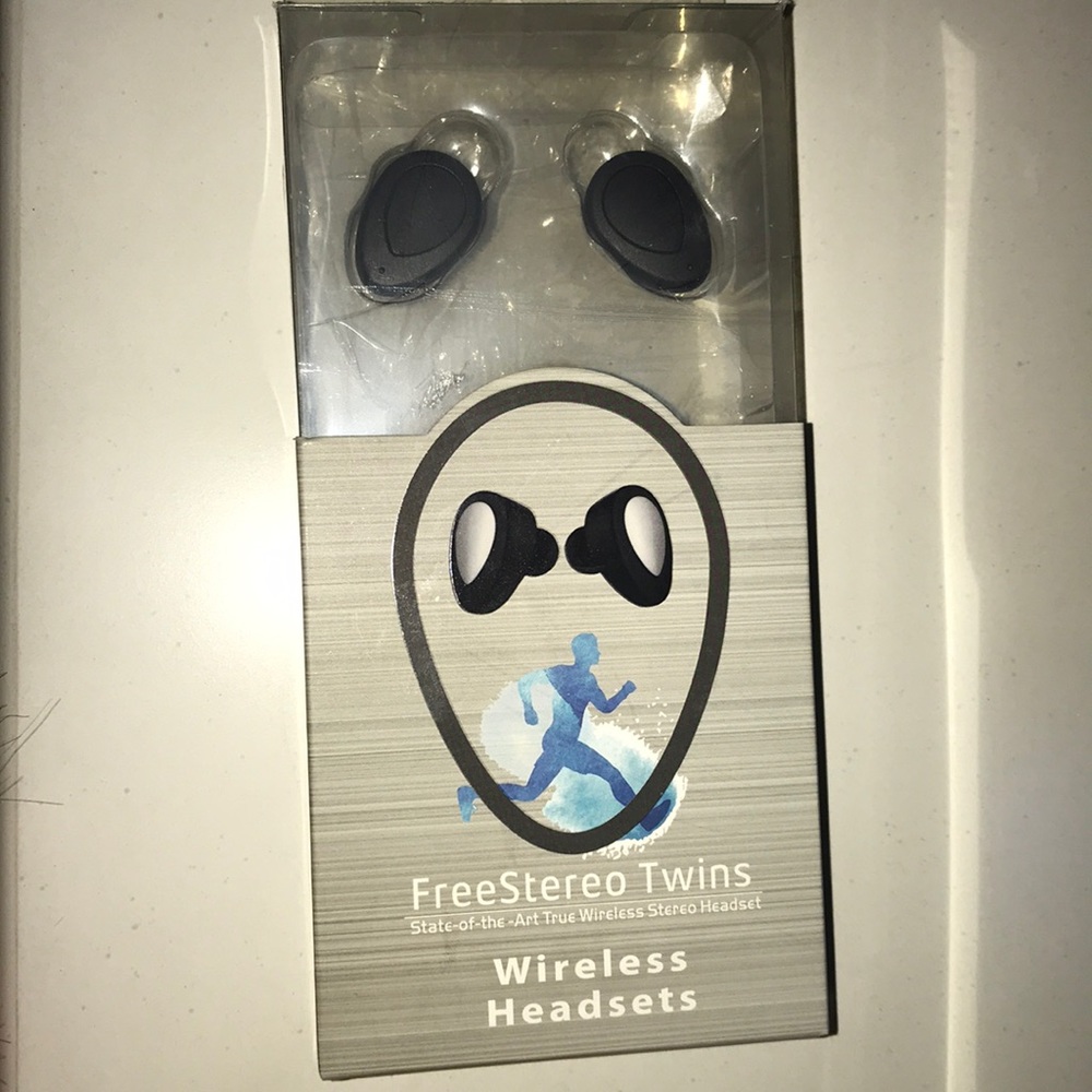 Brand new wireless headsets!!